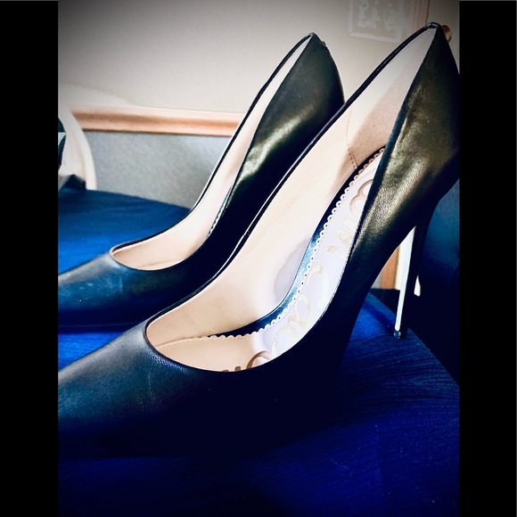 Sam Edelman Stiletto Leather Heels - Picture 6 of 7